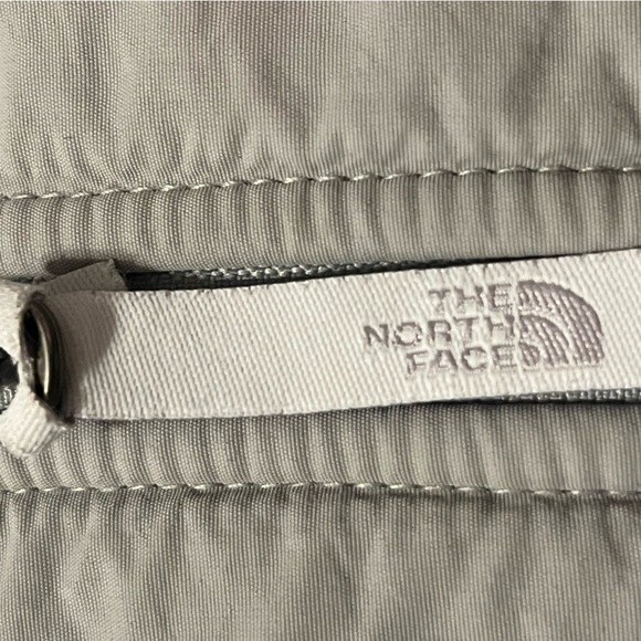 North Face Denali Jacket Fleece Women’s Sz XS Gray Zip Closure Pockets - Picture 7 of 8